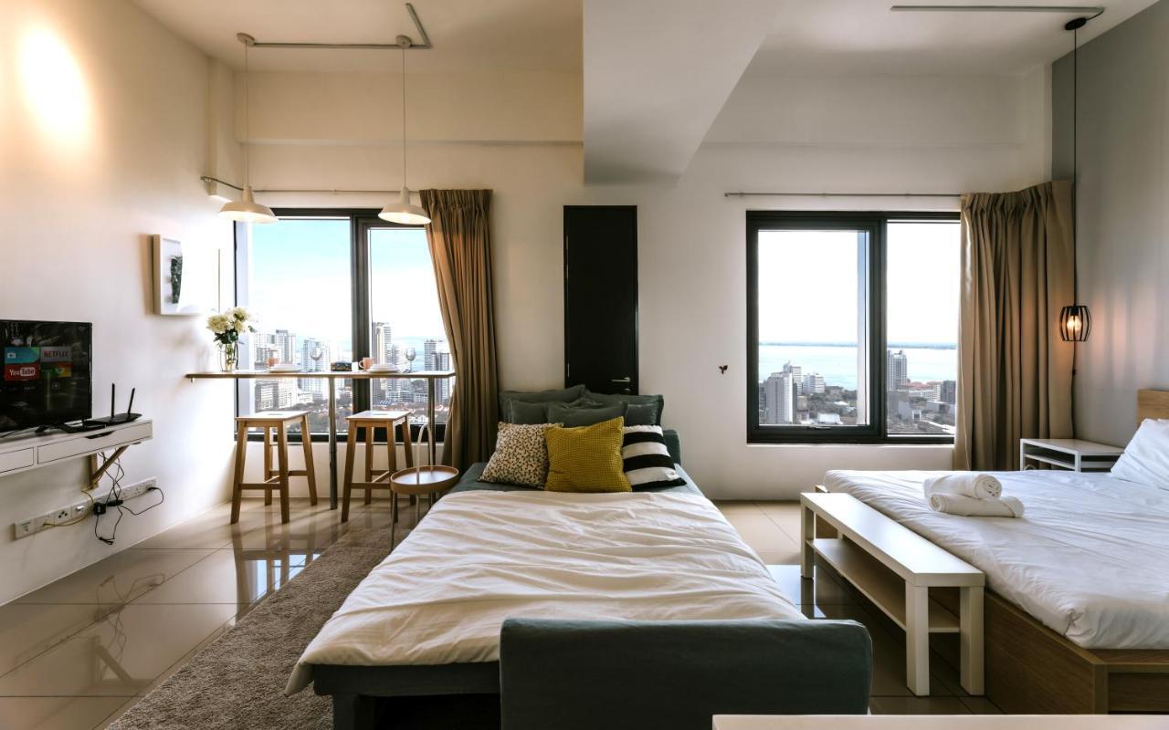 Muji Studio 2 - Seaview At 218 Tropicana Near Komtar Food Heaven With Netflix & Tv Box George Town Exterior photo