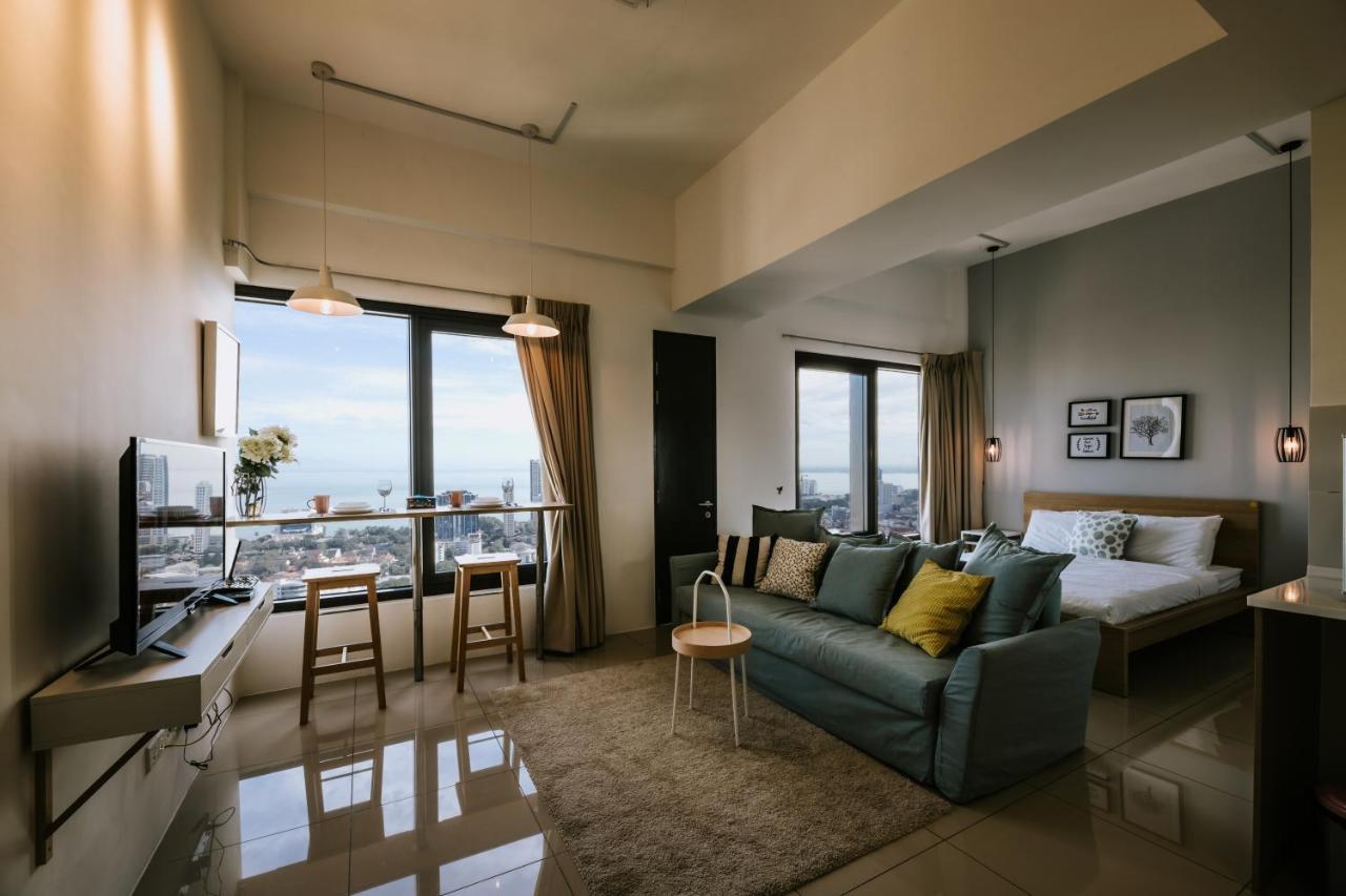 Muji Studio 2 - Seaview At 218 Tropicana Near Komtar Food Heaven With Netflix & Tv Box George Town Exterior photo